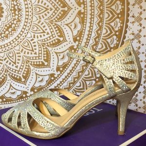 Silver dancing heels